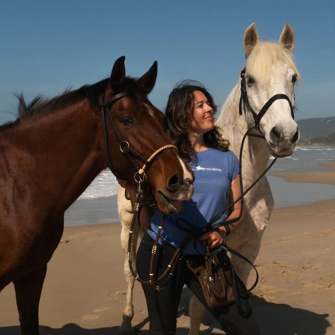 Carolina con sus caballos Trece y Levante